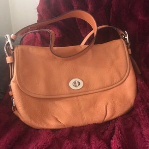 ❌SOLD❌ Coach orange leather crossbody/shoulder bag